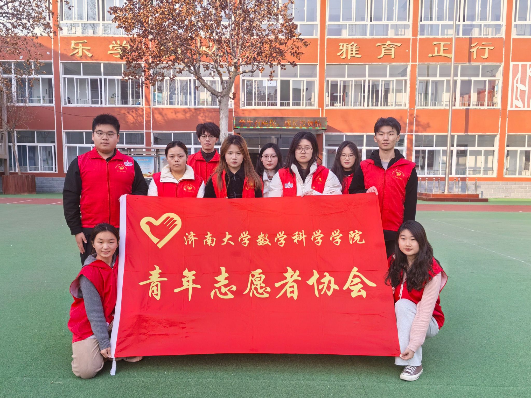 百万大学生进社区｜ok138cn太阳集团古天乐青年志愿者协会走进德贤社区开展垃圾分类科普课堂